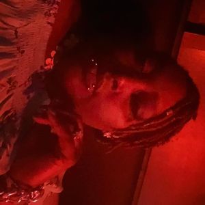 Meet your Posher, Ember